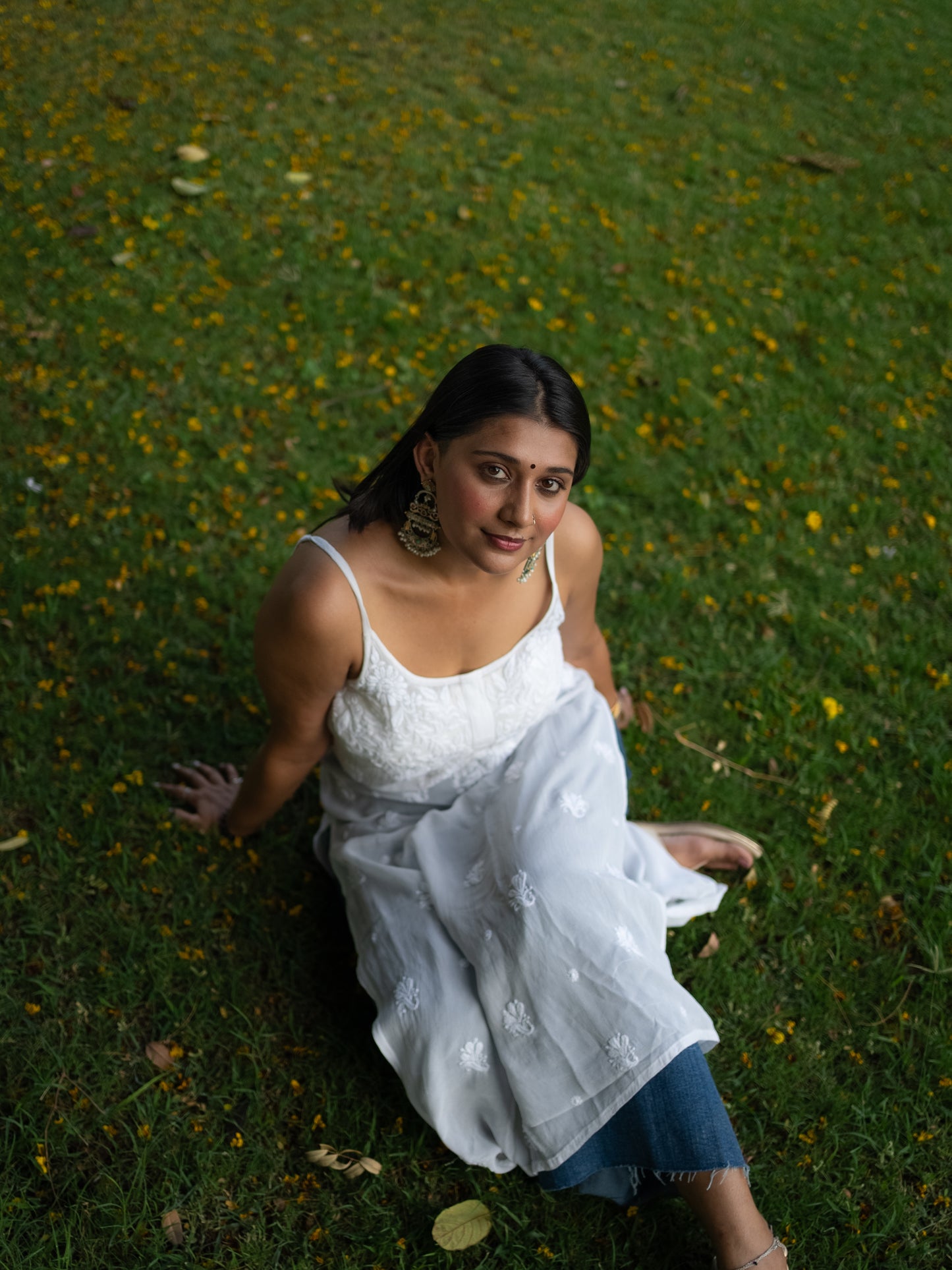 WHITE CHIKANKARI SLEEVELESS KURTA