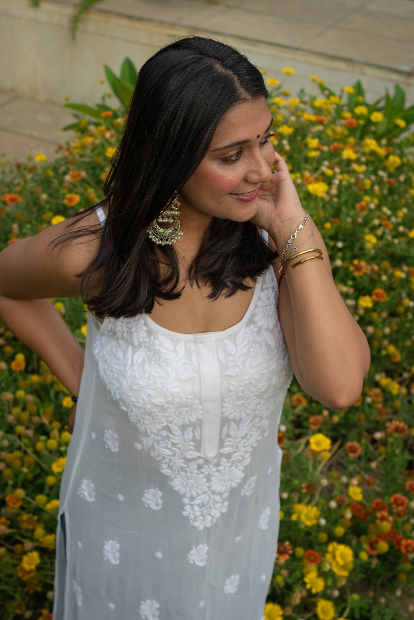 WHITE CHIKANKARI SLEEVELESS KURTA